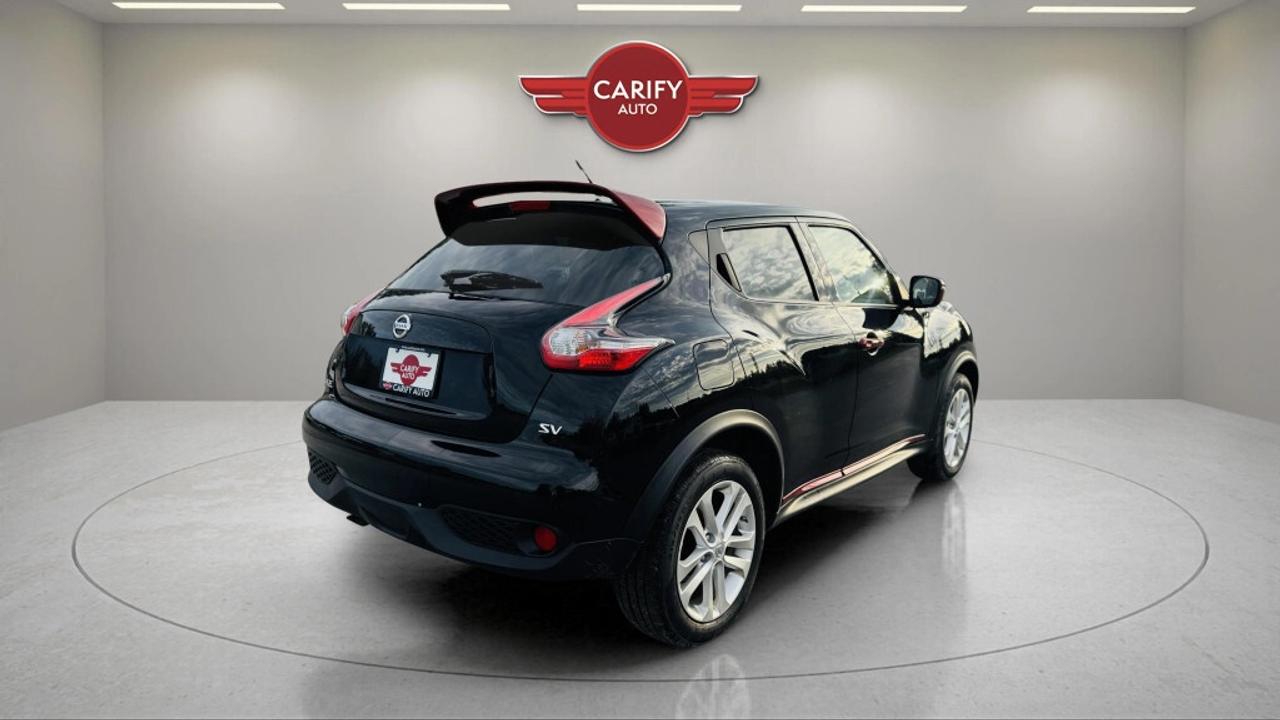 2016 Nissan Juke SV 4dr Front-wheel Drive CVT Photo