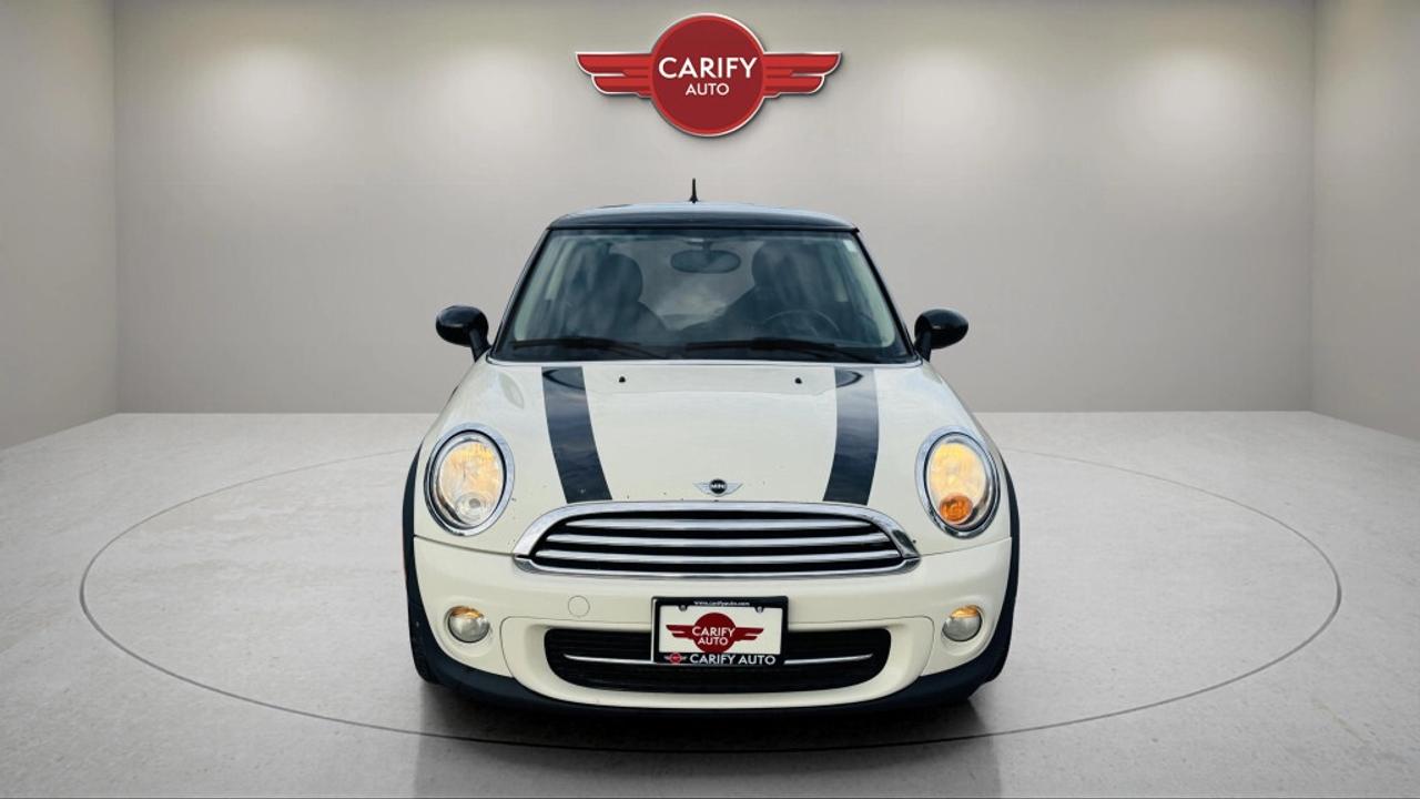2013 MINI Cooper Hardtop Cooper Hardtop 2dr Cpe Photo