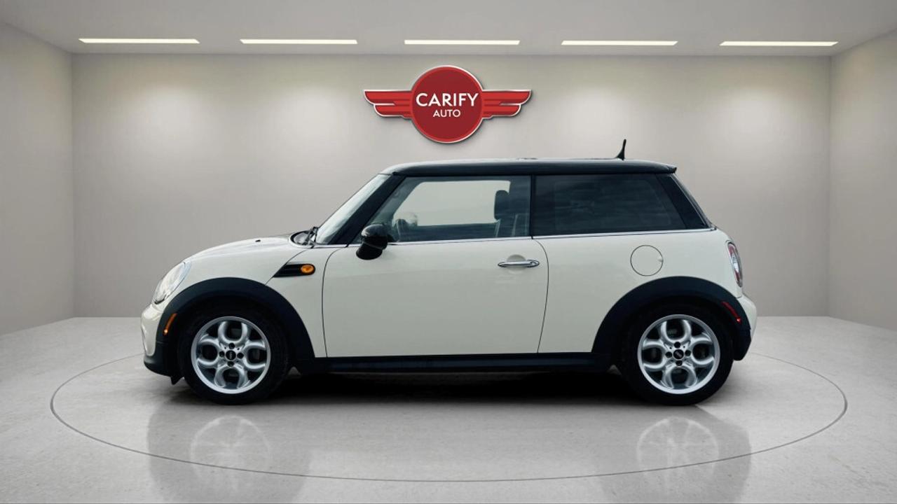 2013 MINI Cooper Hardtop Cooper Hardtop 2dr Cpe Photo