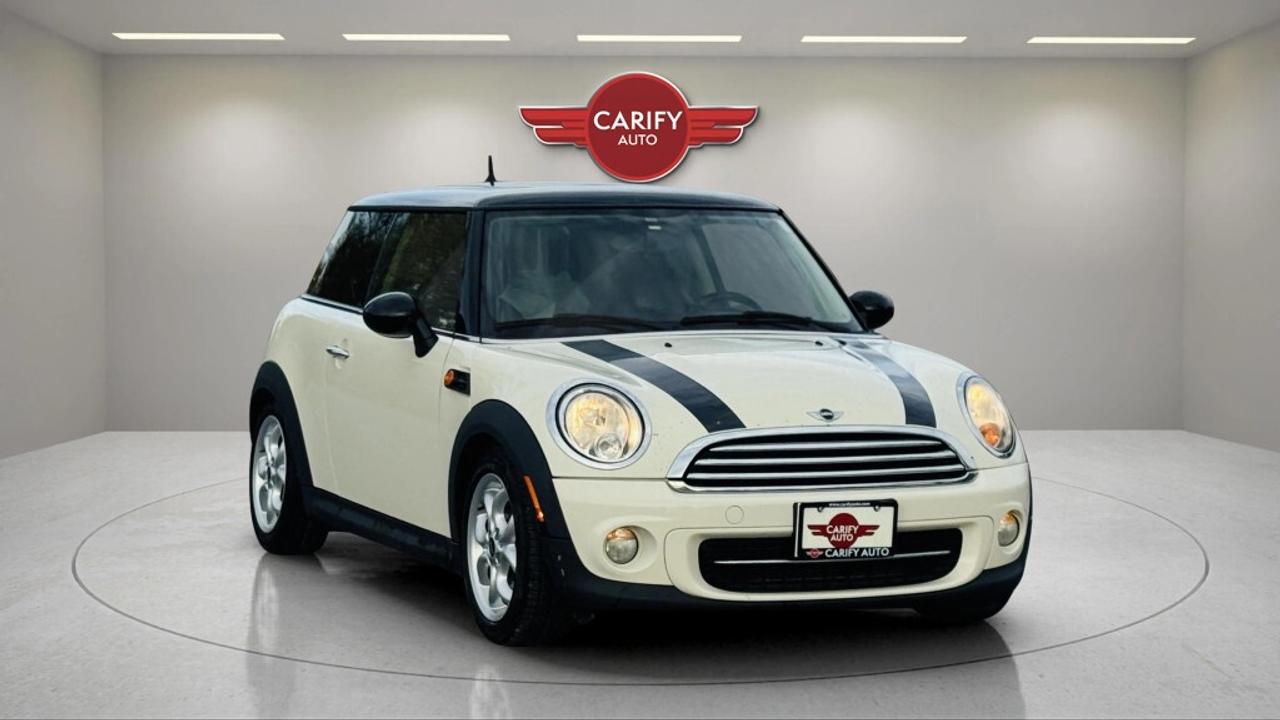 2013 MINI Cooper Hardtop Cooper Hardtop 2dr Cpe Photo