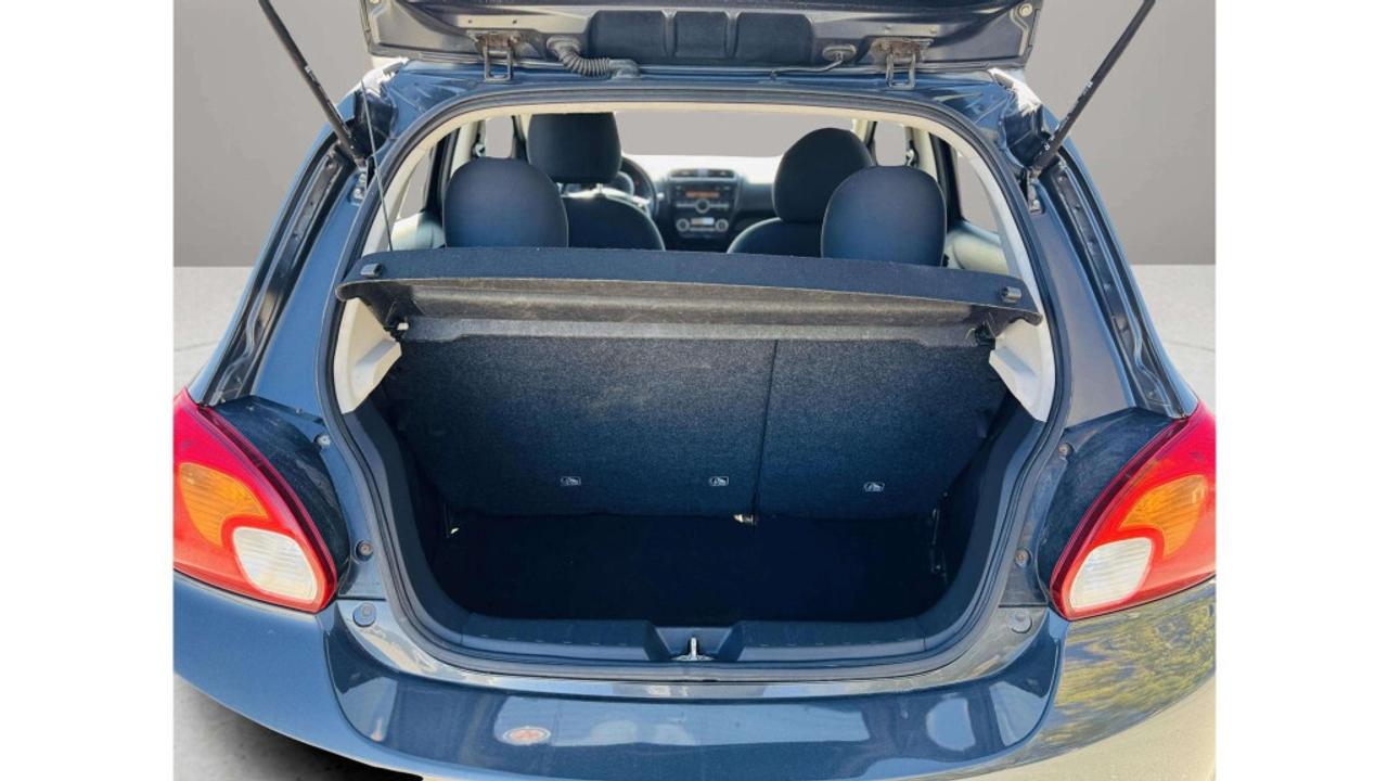 2014 Mitsubishi Mirage 4dr Hatchback CVT SE Photo