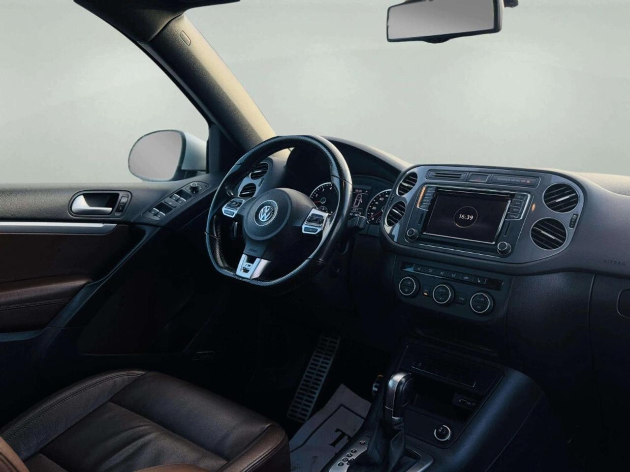 2017 Volkswagen Tiguan 4MOTION 4dr Highline Photo