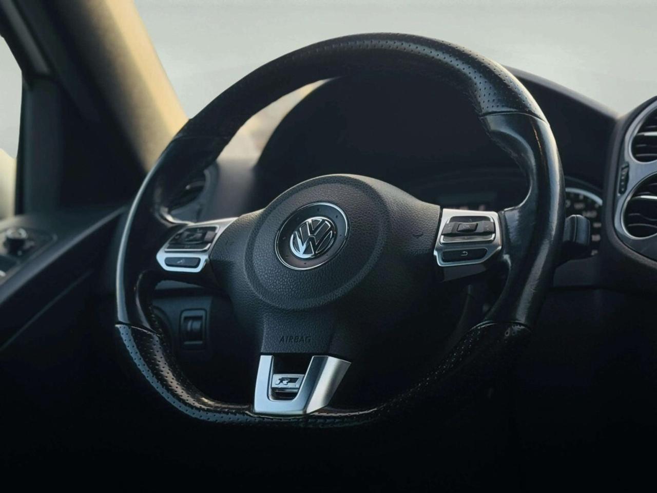 2017 Volkswagen Tiguan 4MOTION 4dr Highline Photo