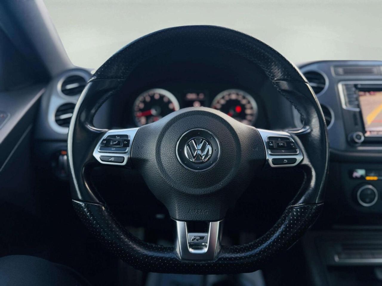 2017 Volkswagen Tiguan 4MOTION 4dr Highline Photo