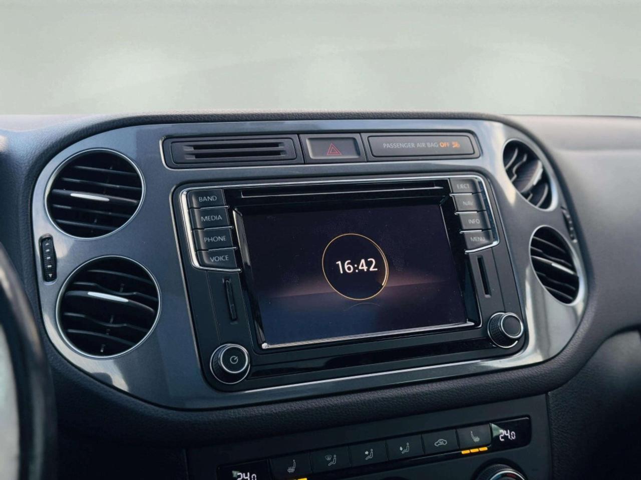 2017 Volkswagen Tiguan 4MOTION 4dr Highline Photo