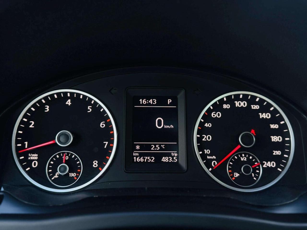 2017 Volkswagen Tiguan 4MOTION 4dr Highline Photo