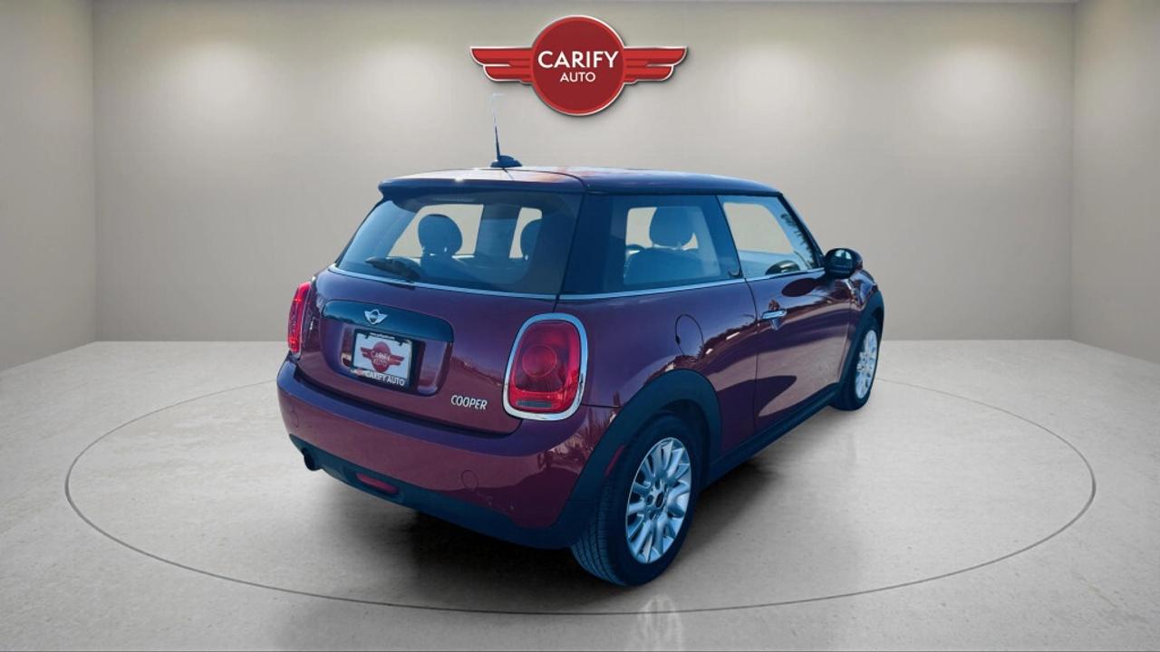 2016 MINI Cooper Hardtop 3dr Hatchback Photo
