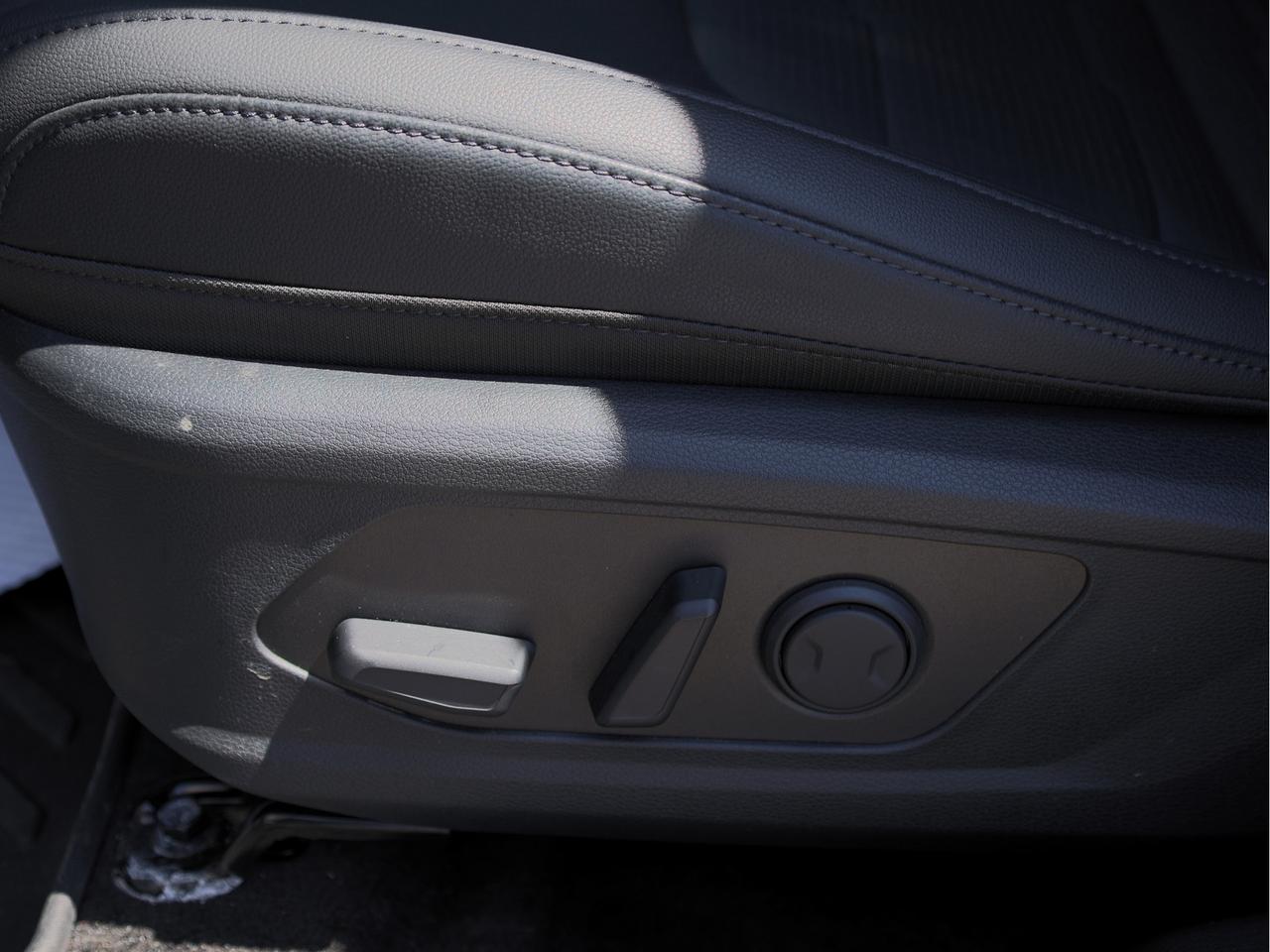 2026 Kia Sportage Hybrid EX Premium   Pwr Liftgate   Cooled & Memory Seat Photo