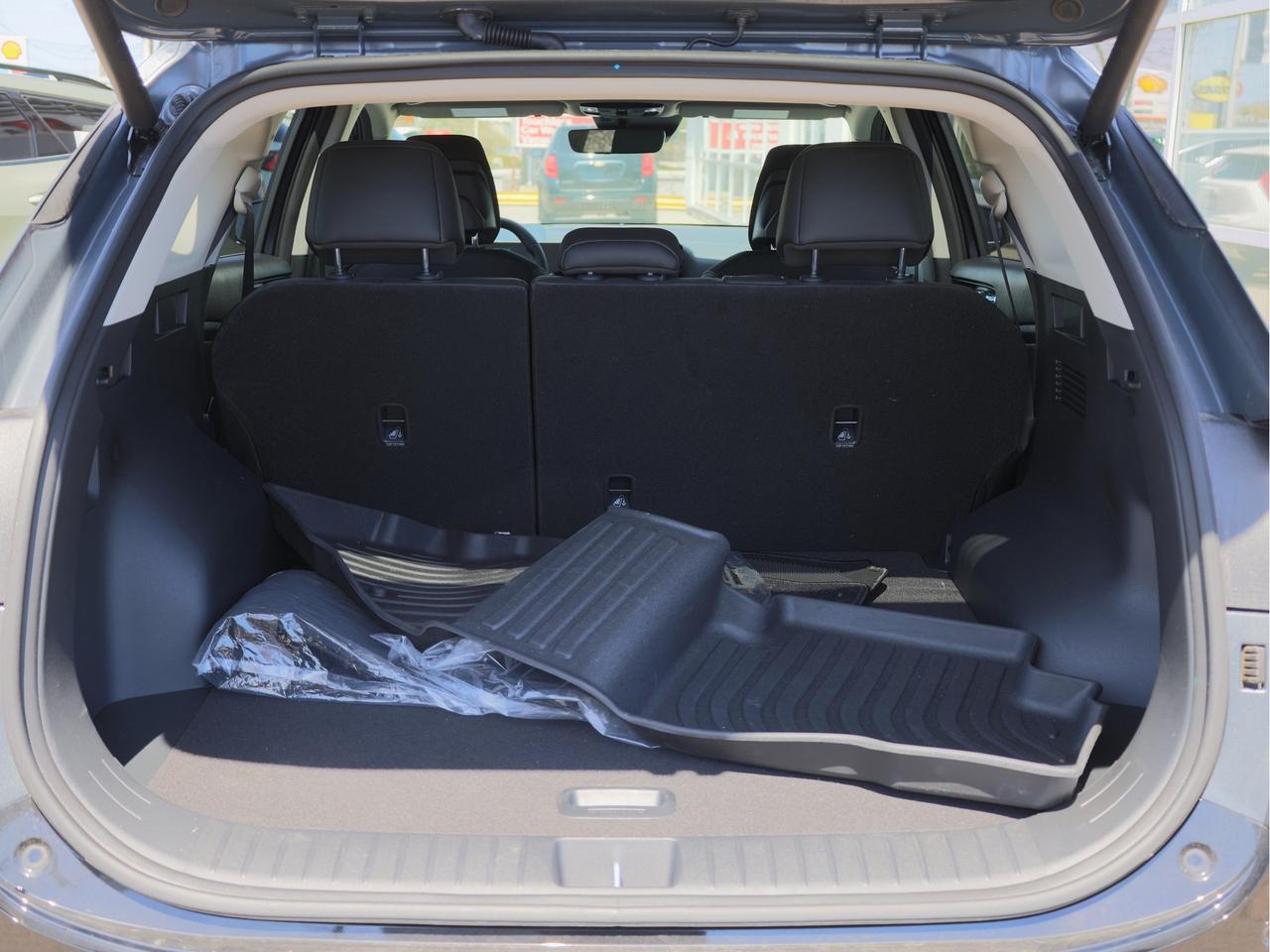2026 Kia Sportage Hybrid EX Premium   Pwr Liftgate   Cooled & Memory Seat Photo