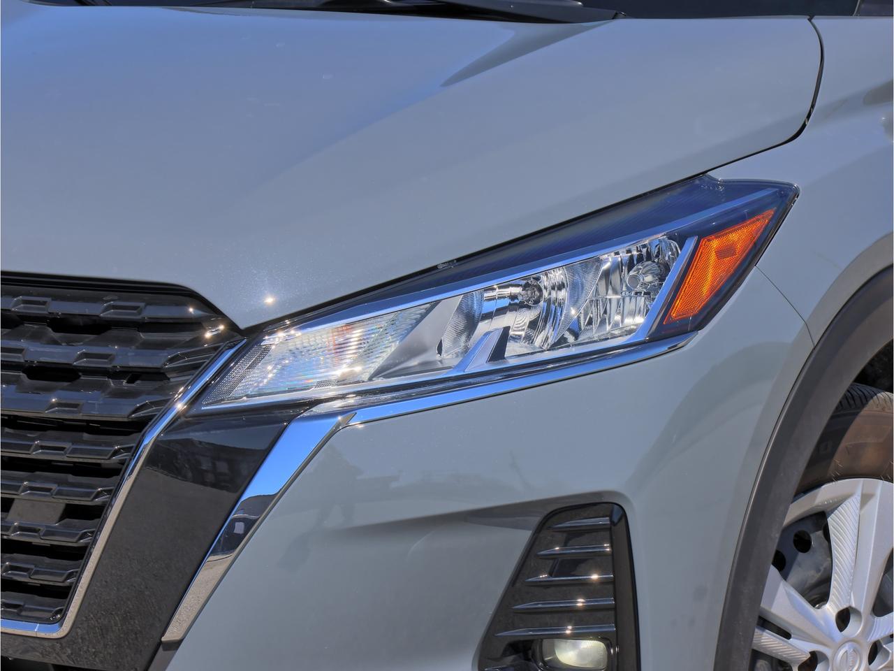 2025 Nissan Kicks Play S Photo4