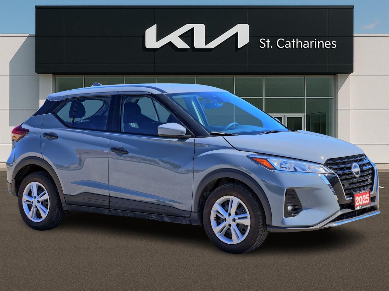 2025 Nissan Kicks Play S Photo