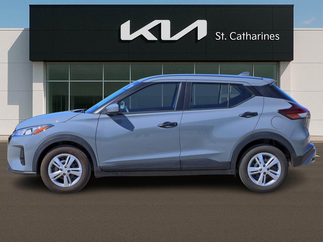 2025 Nissan Kicks Play S Photo