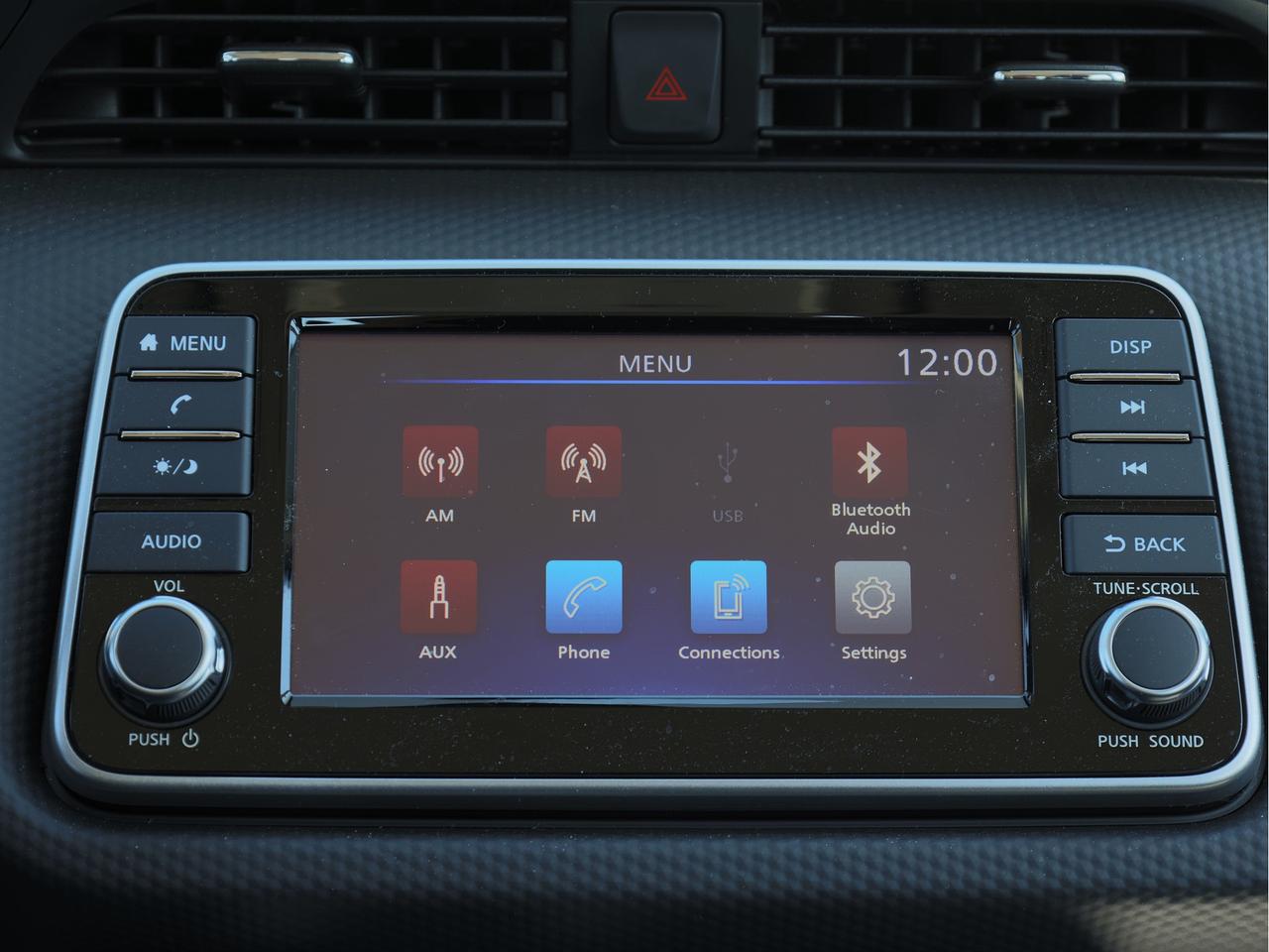 2025 Nissan Kicks Play S Photo