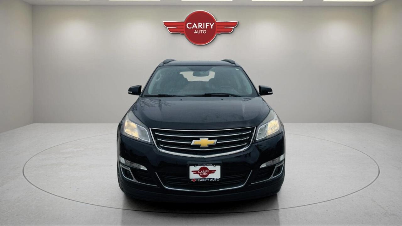 2017 Chevrolet Traverse AWD 4dr LT Photo
