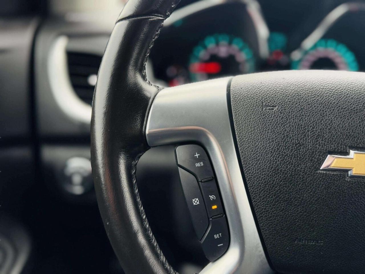 2017 Chevrolet Traverse AWD 4dr LT Photo