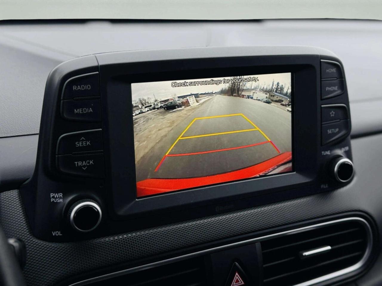 2019 Hyundai KONA 2.0L Essential AWD Photo