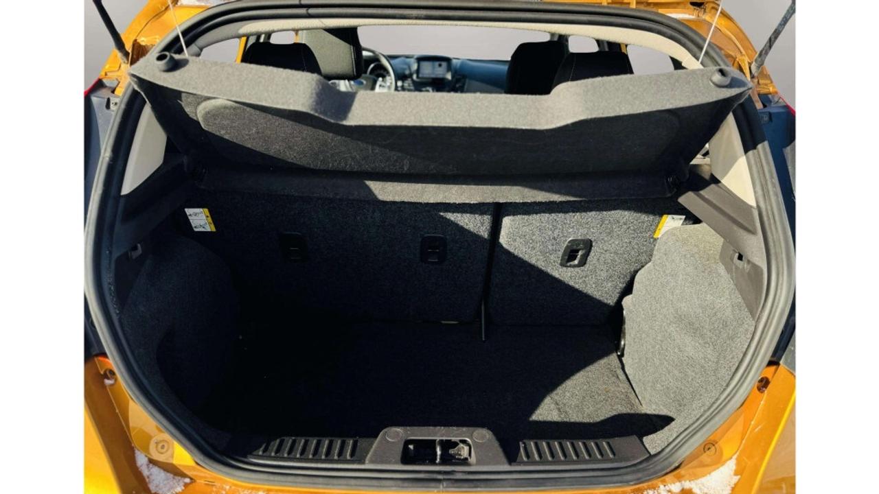 2016 Ford Fiesta 5dr HB SE Photo