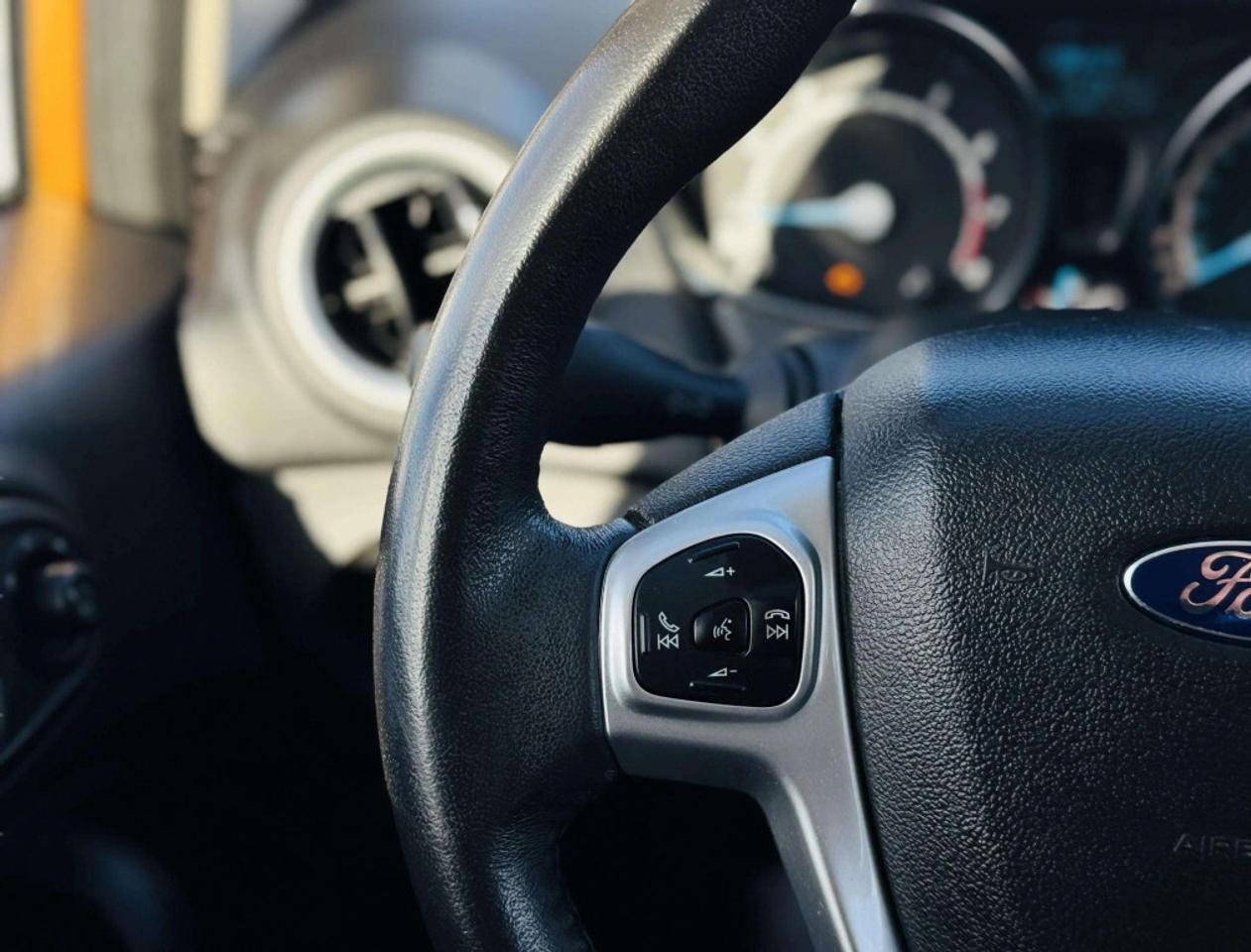 2016 Ford Fiesta 5dr HB SE Photo