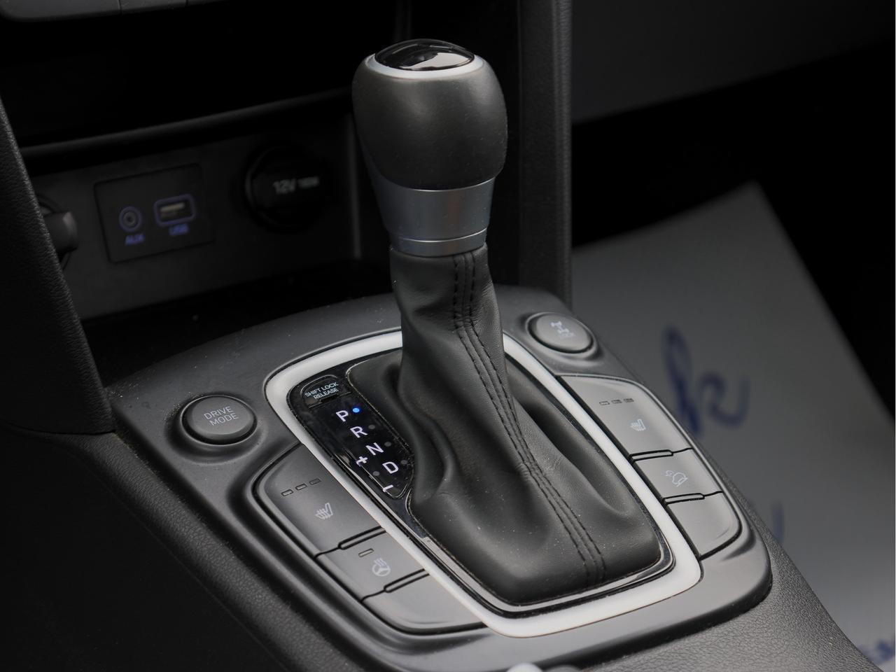 2021 Hyundai KONA Luxury AWD   Leather   Sunroof   Radar Cruise Photo