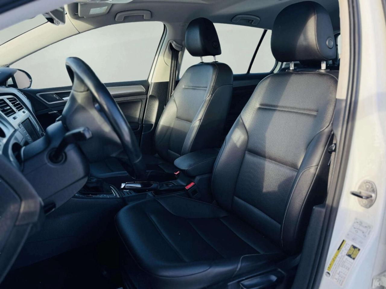 2016 Volkswagen Golf 5dr HB Auto 1.8 TSI Trendline Photo