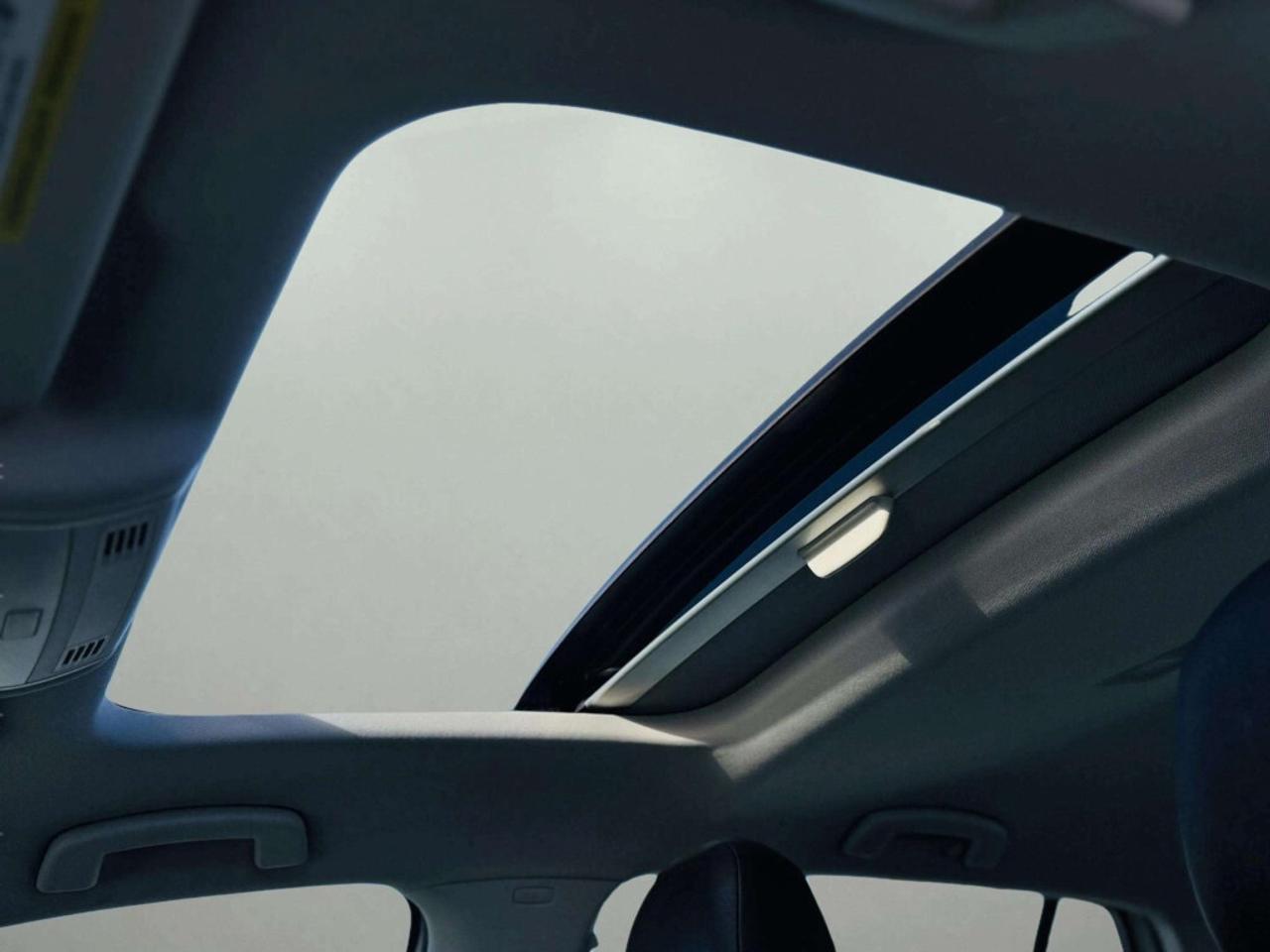 2016 Volkswagen Golf 5dr HB Auto 1.8 TSI Trendline Photo