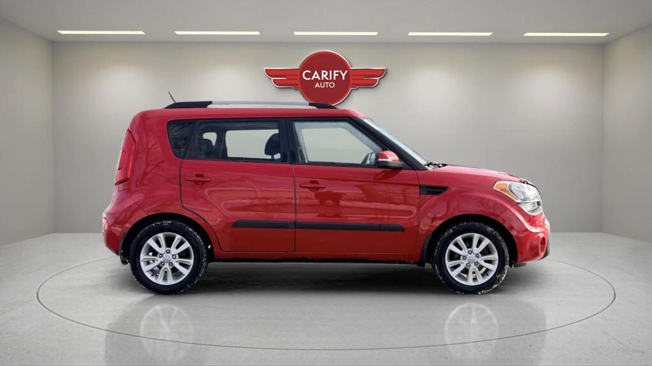 2013 Kia Soul + Photo