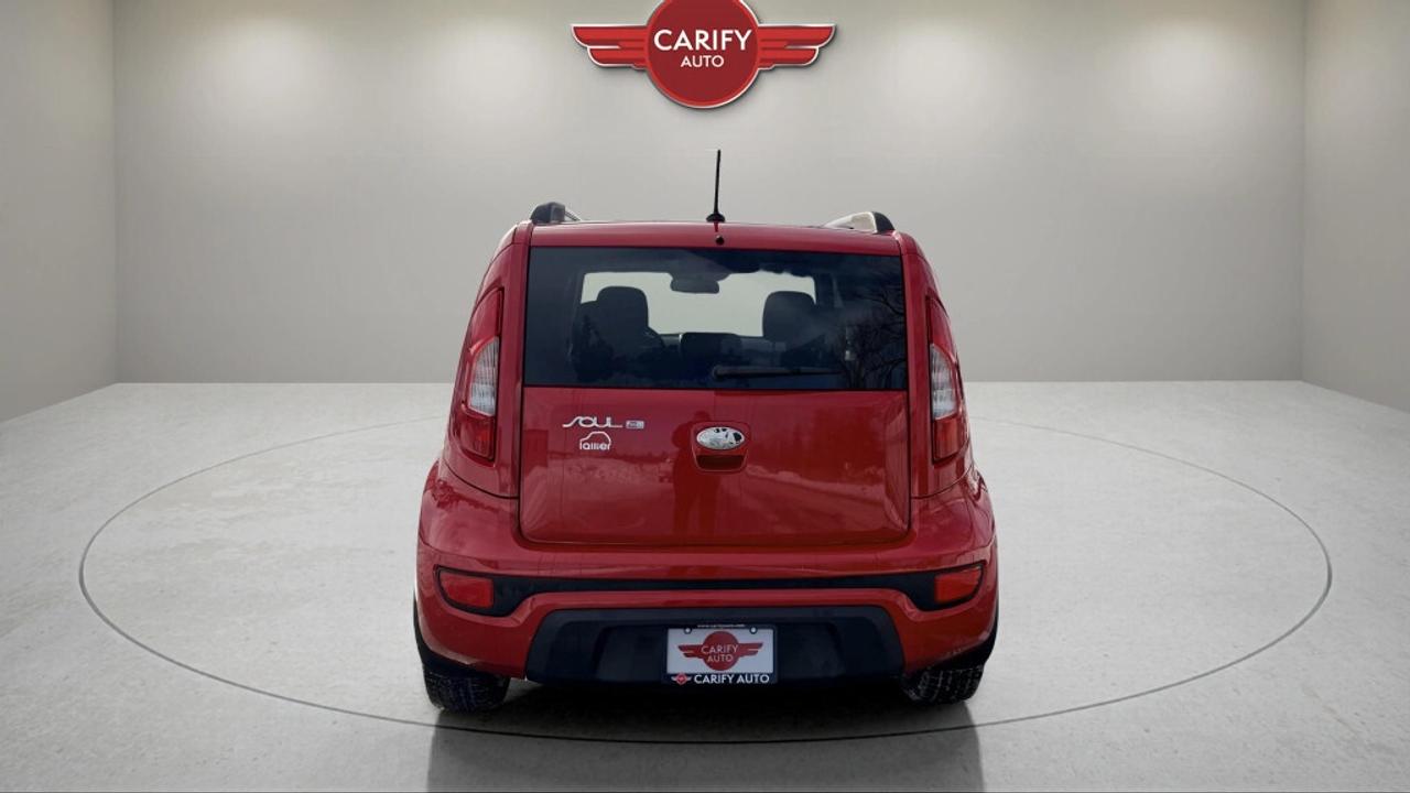 2013 Kia Soul + Photo