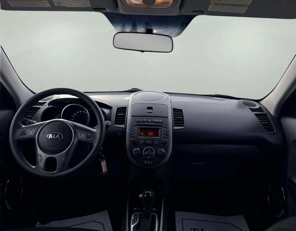 2013 Kia Soul + Photo