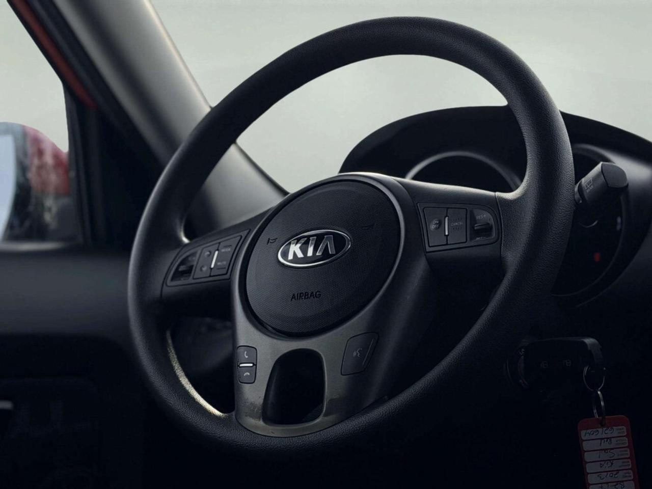 2013 Kia Soul + Photo