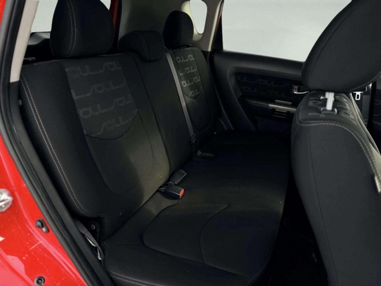 2013 Kia Soul + Photo