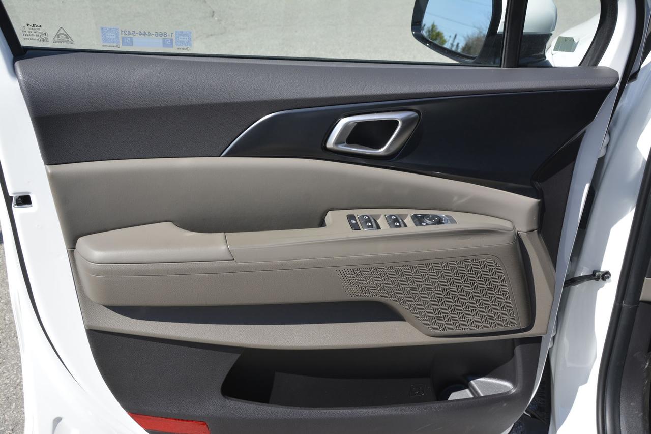 2026 Kia Carnival LX Photo