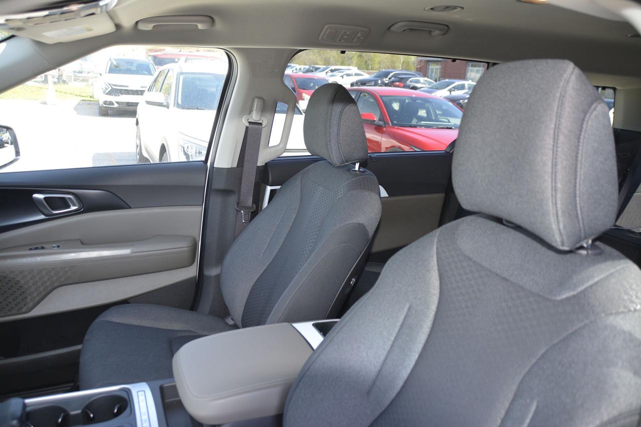 2026 Kia Carnival LX Photo