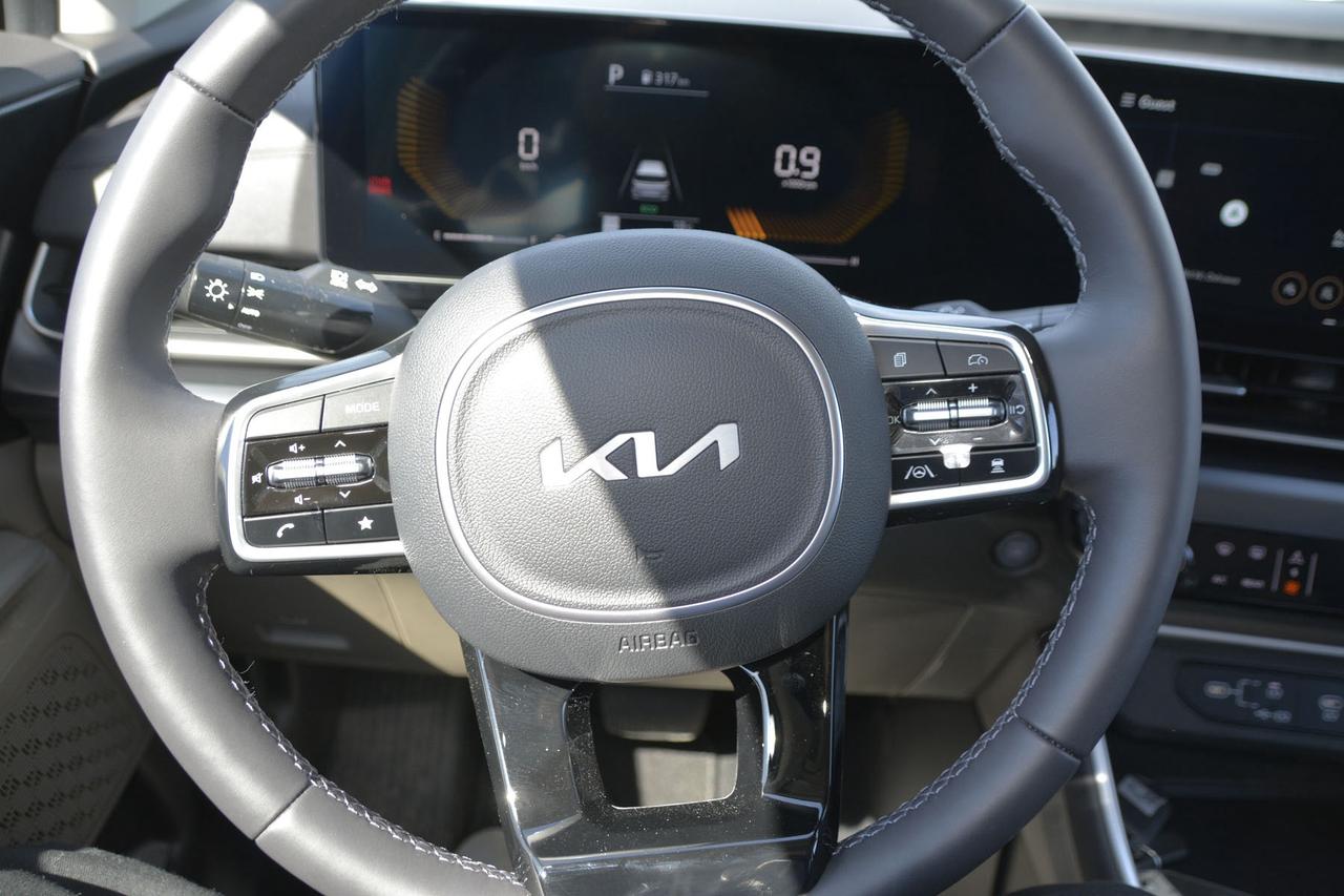 2026 Kia Carnival LX Photo