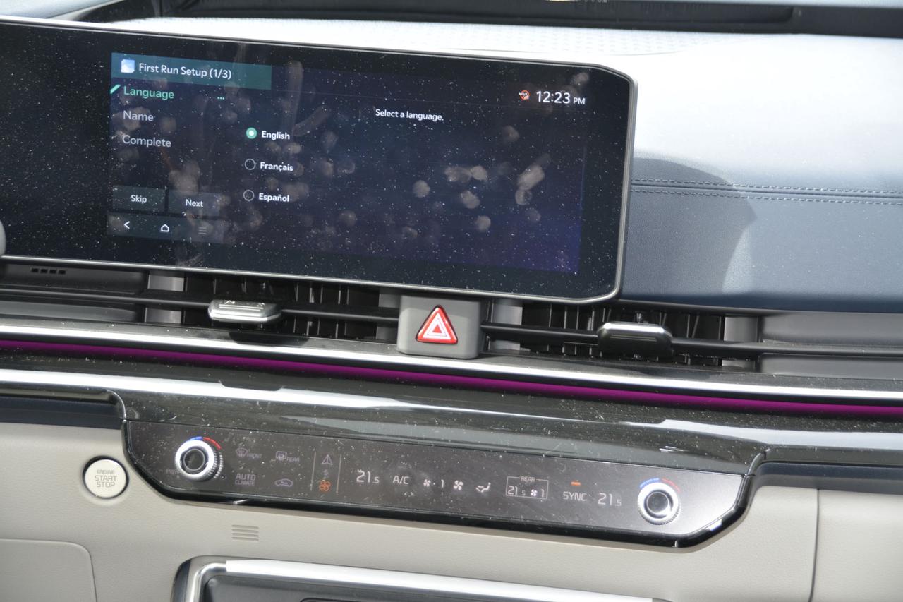 2025 Kia Carnival  Photo