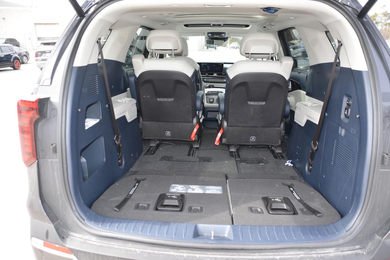 2025 Kia Carnival  Photo