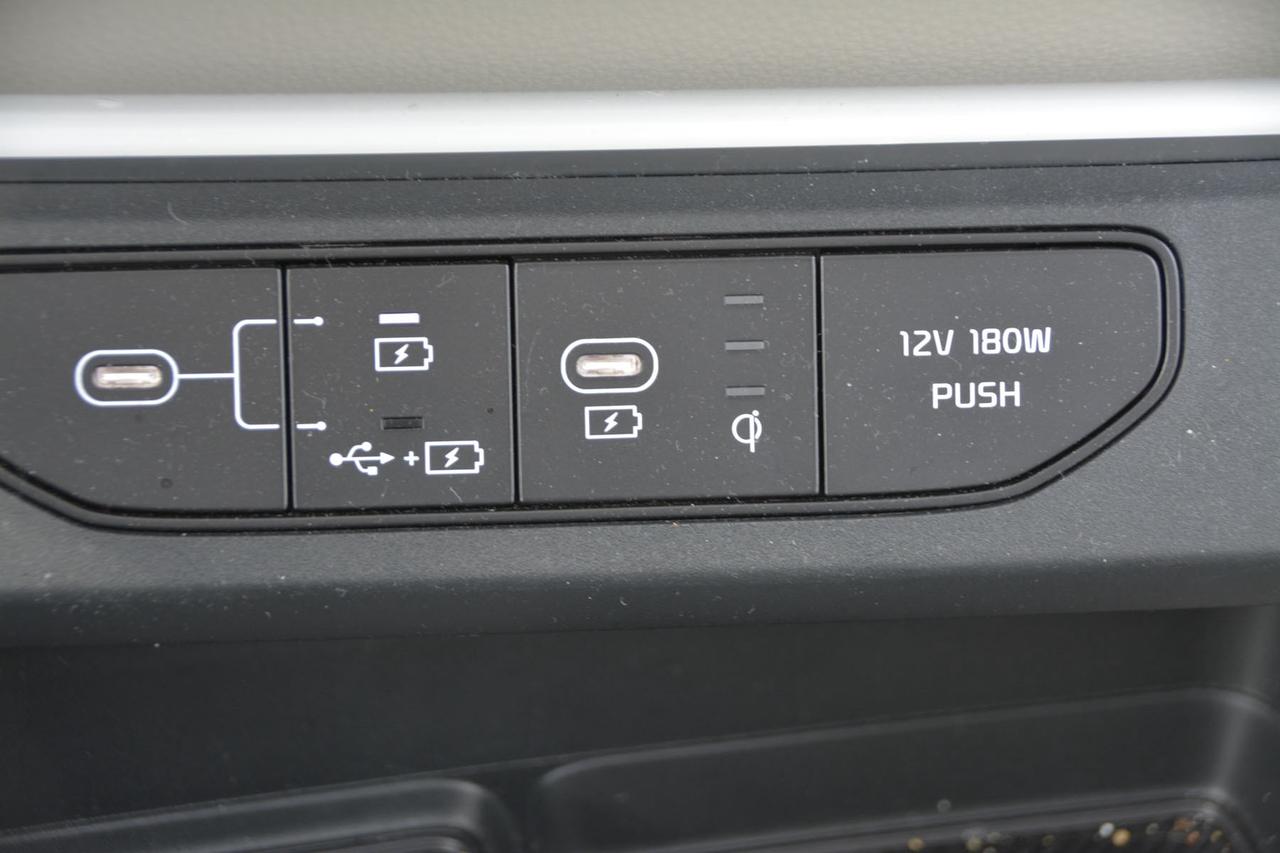 2025 Kia Carnival  Photo