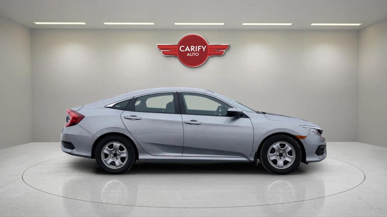 2017 Honda Civic Sedan LX Photo