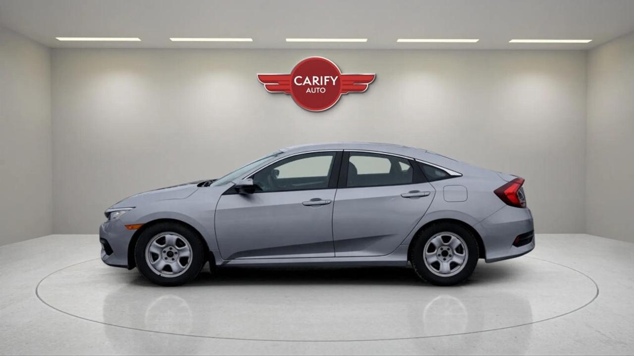2017 Honda Civic Sedan LX Photo
