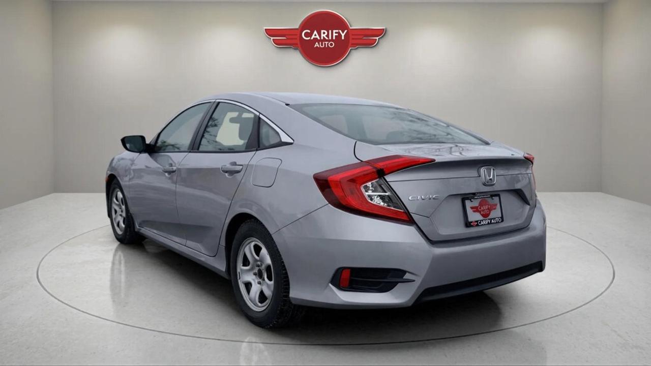 2017 Honda Civic Sedan LX Photo