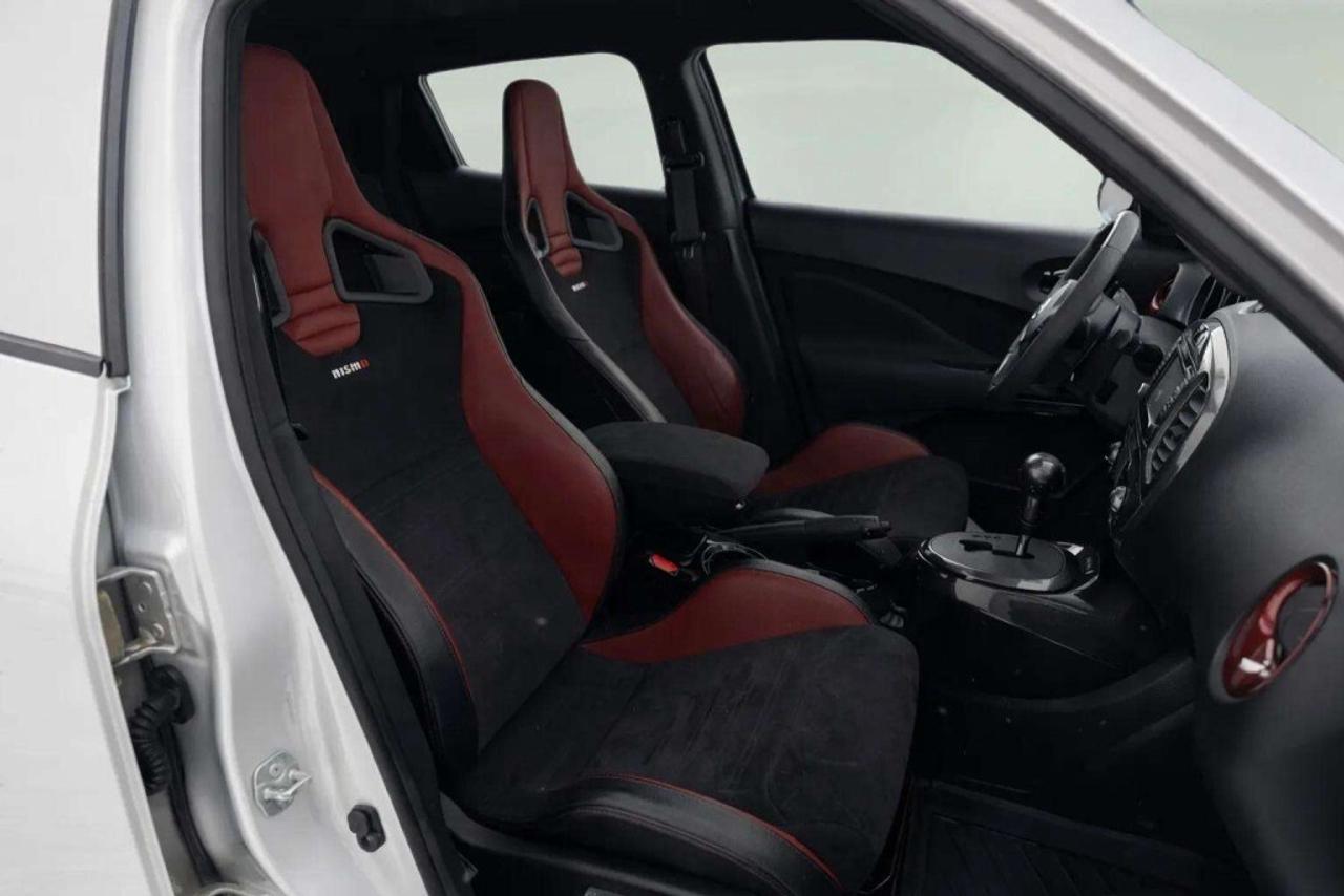 2015 Nissan Juke NISMO RS 4dr All-wheel Drive CVT Photo