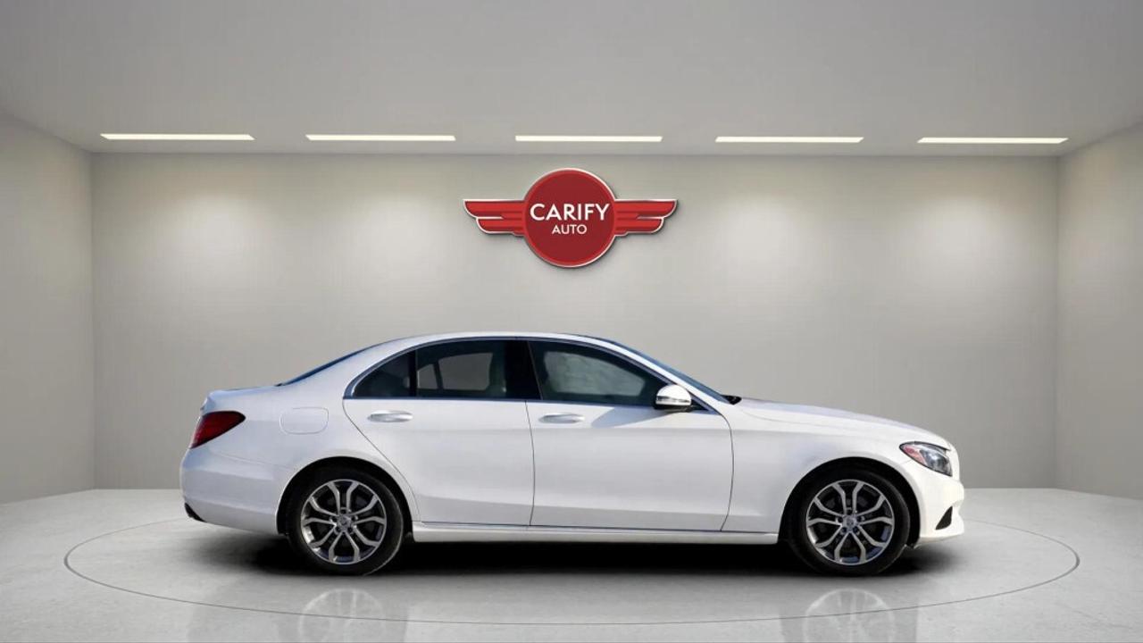 2018 Mercedes-Benz C-Class C 300 4MATIC Sedan Photo
