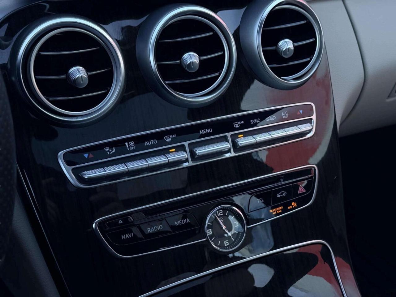 2018 Mercedes-Benz C-Class C 300 4MATIC Sedan Photo