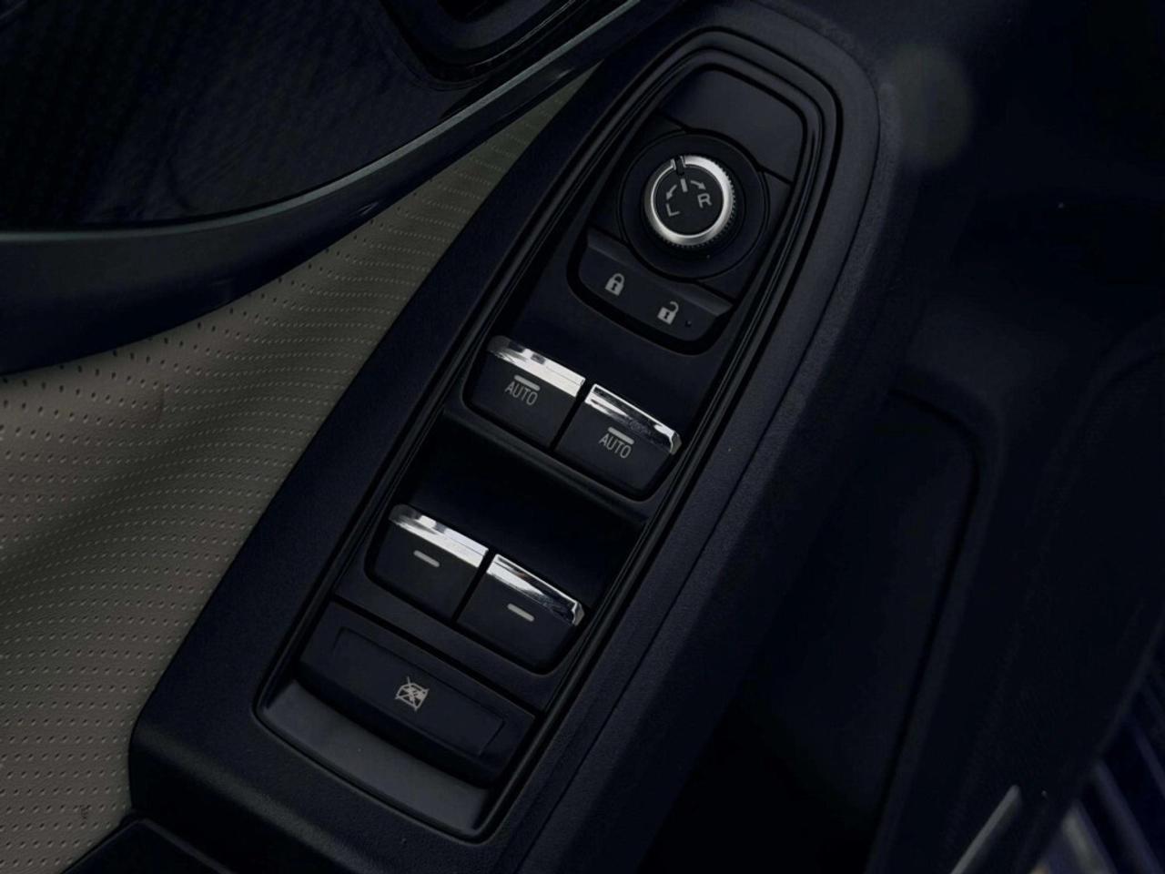 2017 Subaru Impreza 5dr HB CVT Sport-Tech w/Tech Pkg Photo