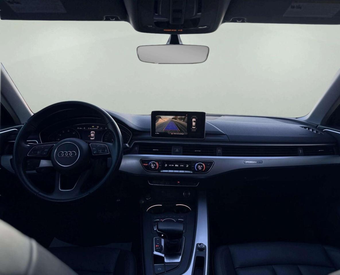 2018 Audi A4 2.0 TFSI quattro Komfort S tronic Photo