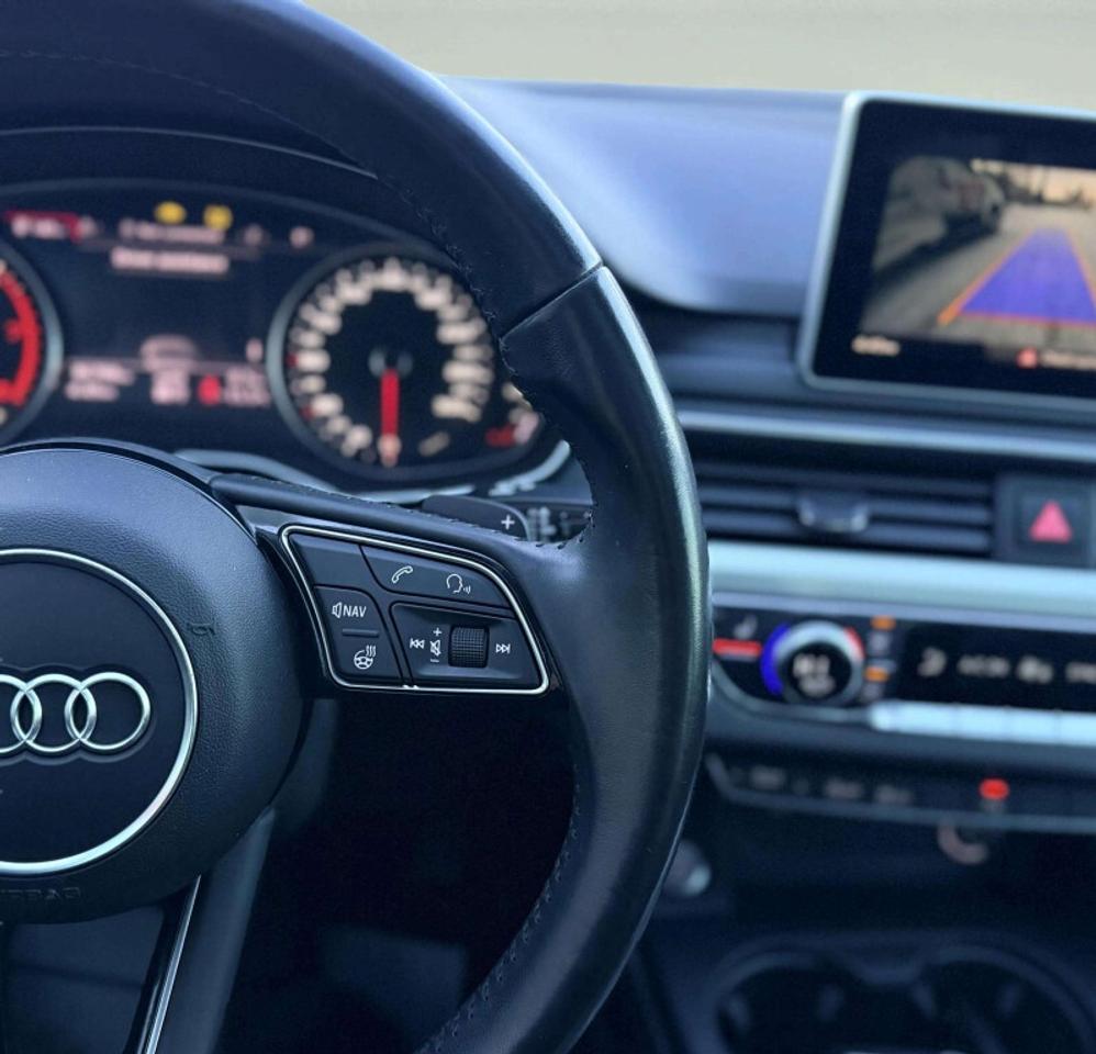 2018 Audi A4 2.0 TFSI quattro Komfort S tronic Photo