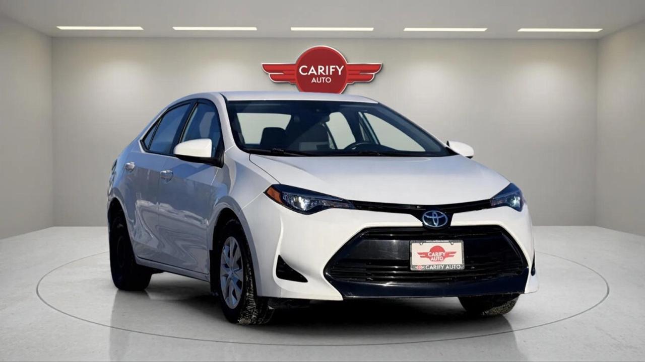 2017 Toyota Corolla 4dr Sedan CVT CE Photo2