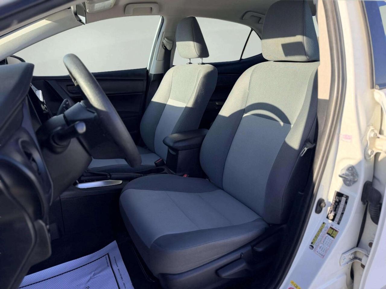 2017 Toyota Corolla 4dr Sedan CVT CE Photo