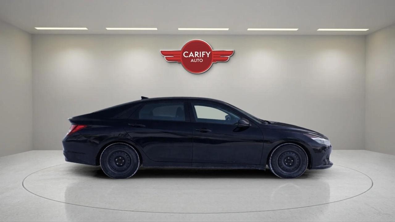 2021 Hyundai Elantra Essential IVT Photo