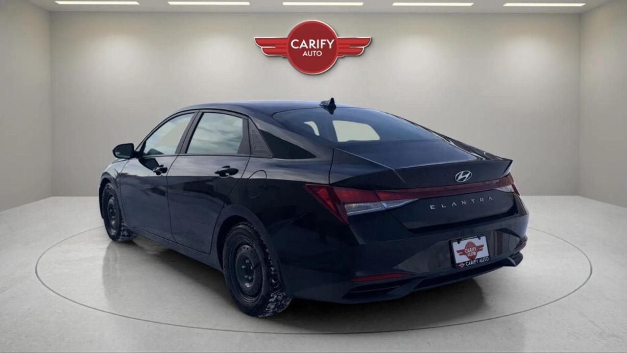 2021 Hyundai Elantra Essential IVT Photo