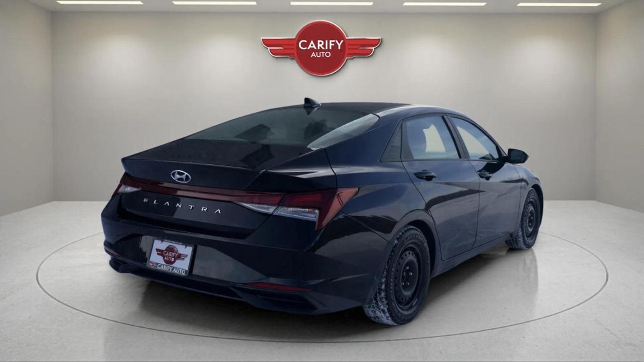 2021 Hyundai Elantra Essential IVT Photo